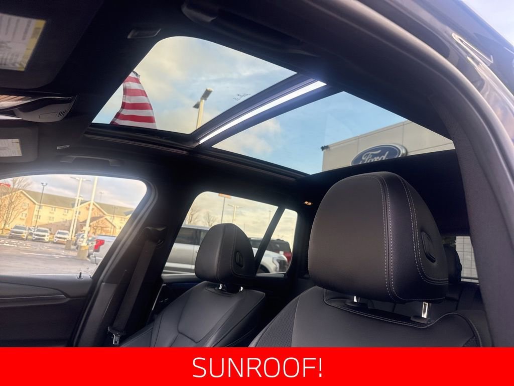 Used 2022 BMW X3 sDrive30i w/ Convenience Package w/ZPA image 3