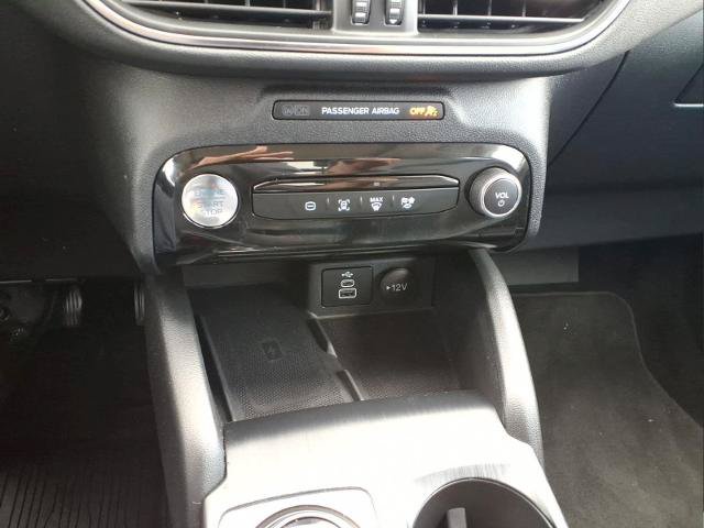 Certified 2025 Ford Escape Platinum FWD image 24