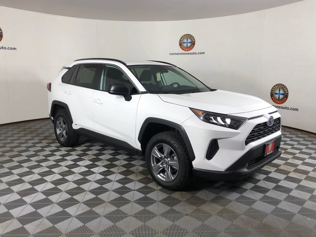 Used 2022 Toyota RAV4 LE AWD/4WD image 15