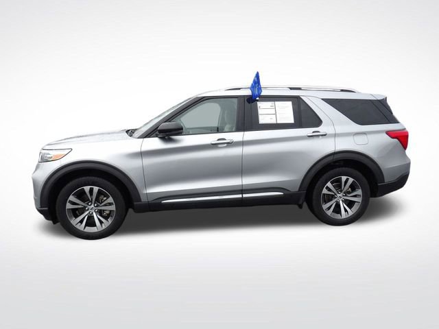 Certified 2020 Ford Explorer Platinum w/ Premium Technology Package image 2