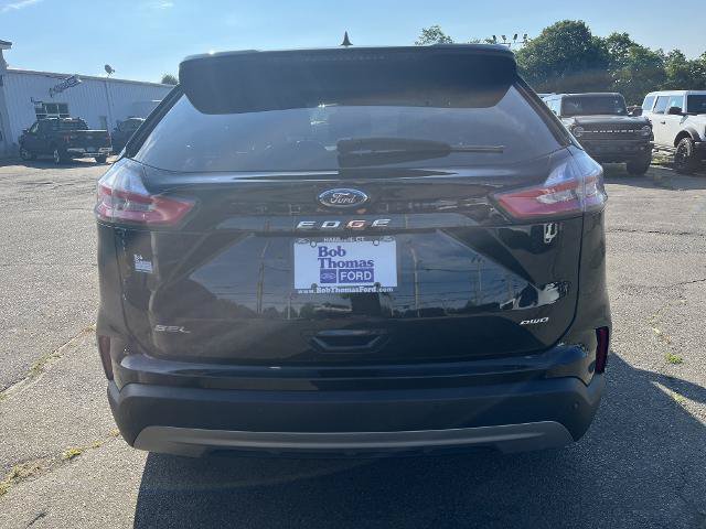 Certified 2023 Ford Edge SEL w/ Convenience Package AWD/4WD image 3