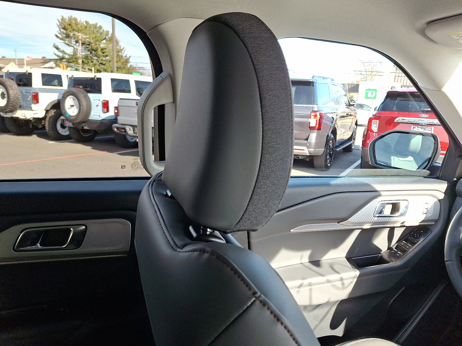 Certified 2026 Ford Explorer Active w/ Active Comfort Package image 13