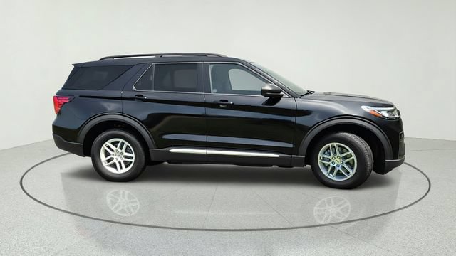 Certified 2025 Ford Explorer Active AWD/4WD image 7