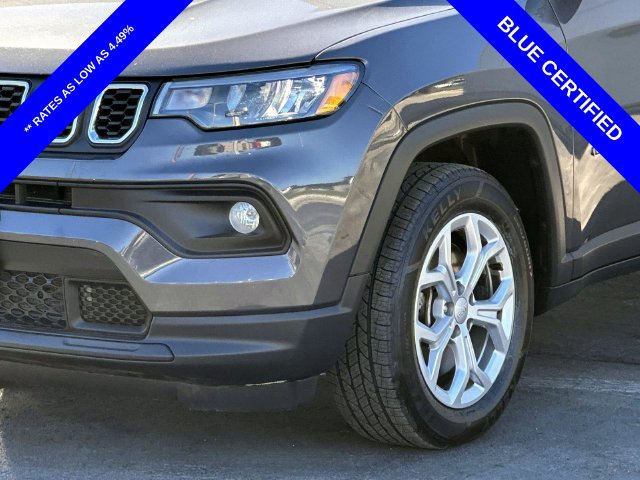 Used 2024 Jeep Compass Latitude AWD/4WD image 5
