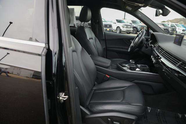 Used 2017 Audi Q7 3.0T Premium image 33