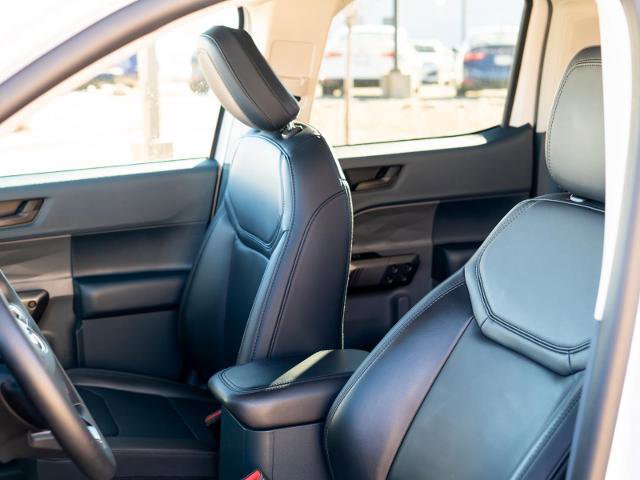 Certified 2024 Ford Maverick Lariat w/ Black Appearance Package image 21