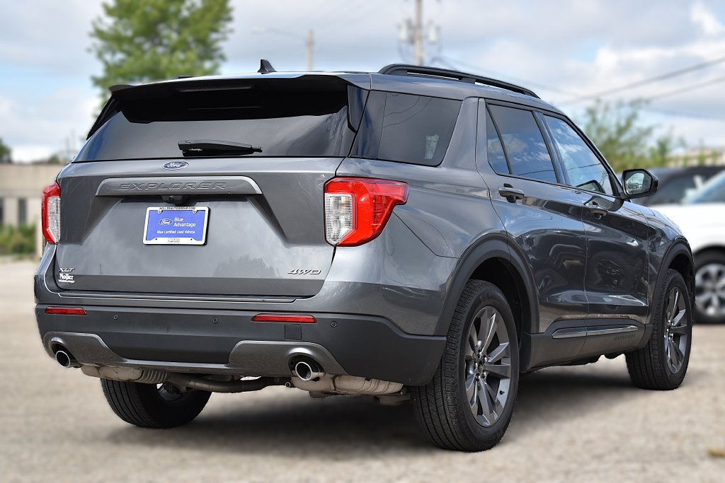 Certified 2024 Ford Explorer XLT w/ Equipment Group 202A AWD/4WD image 7