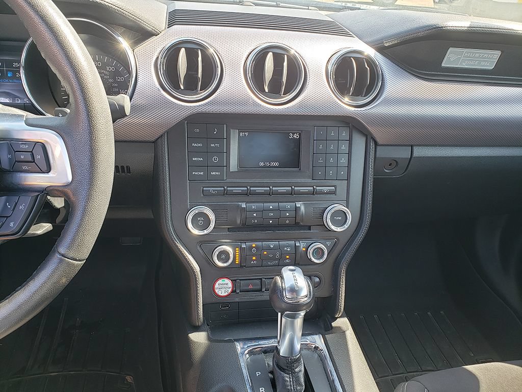 Certified 2017 Ford Mustang Coupe RWD image 9
