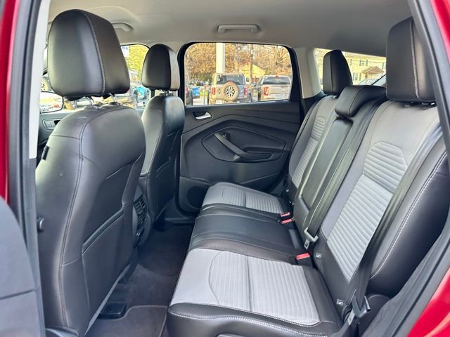 Certified 2017 Ford Escape SE w/ SE Sport Appearance Package AWD/4WD image 39