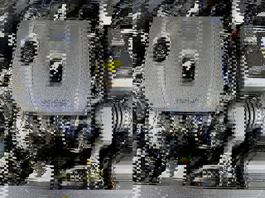 Used 2019 Hyundai Elantra SE image 12