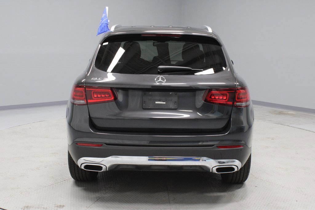 Used 2021 Mercedes-Benz GLC 300 image 4