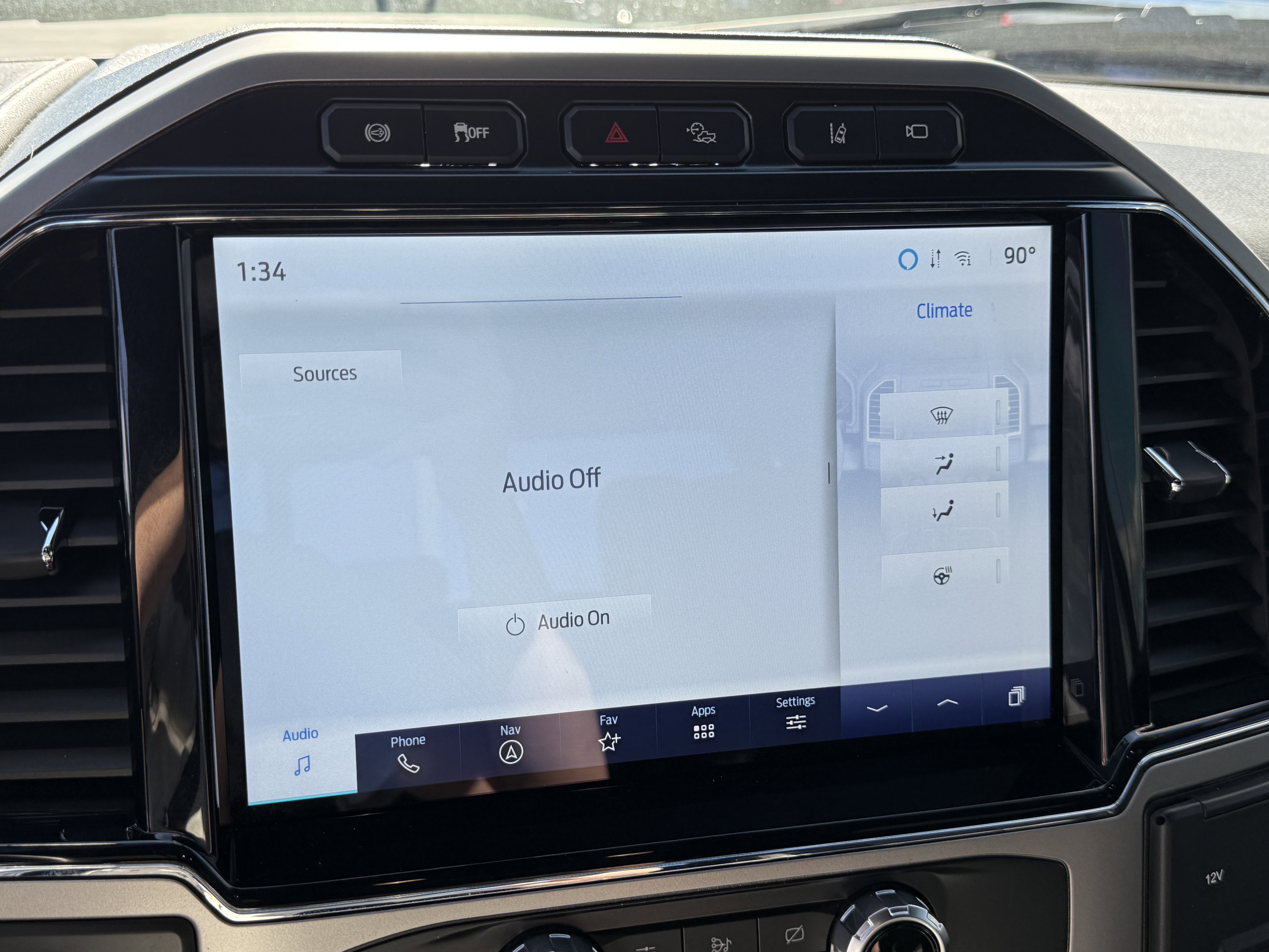 Certified 2022 Ford F250 Lariat w/ Tremor Off-Road Package image 19