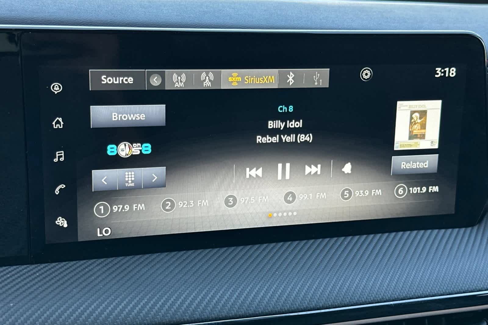 Used 2025 Nissan Kicks SR FWD image 19