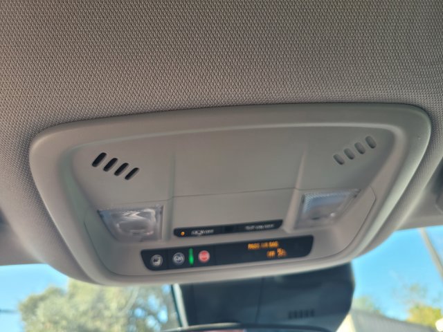 Used 2025 Chevrolet Malibu LT FWD image 22