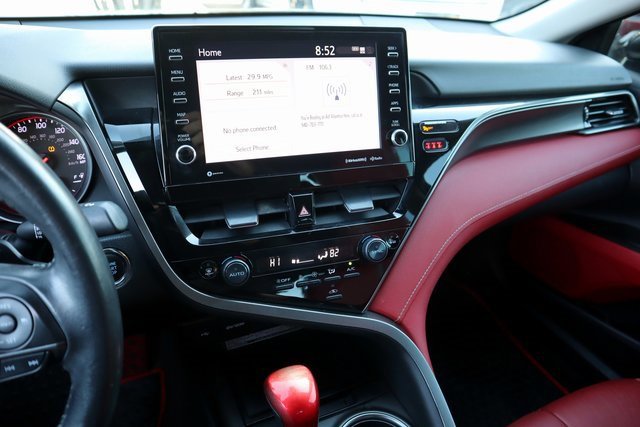 Used 2021 Toyota Camry XSE image 28