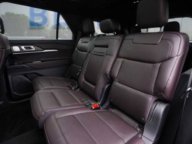 Certified 2025 Ford Explorer Platinum AWD/4WD image 18