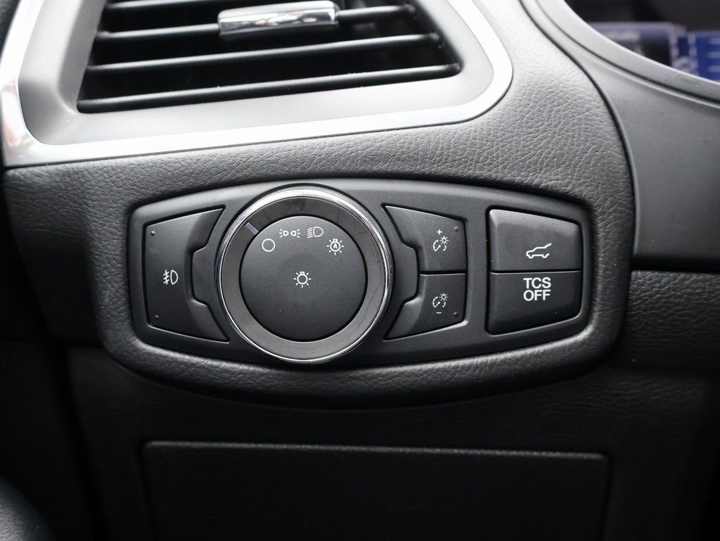 Certified 2022 Ford Edge Titanium image 31