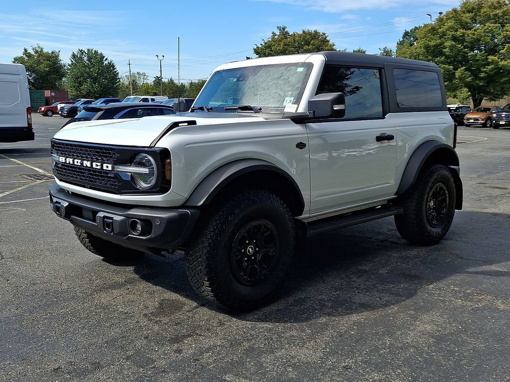 Certified 2023 Ford Bronco Wildtrak AWD/4WD image 6