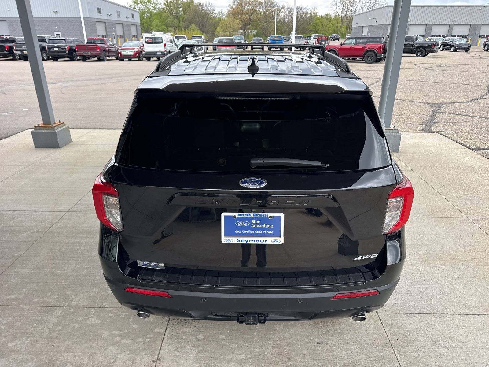 Certified 2024 Ford Explorer ST-Line w/ Class IV Trailer Tow Package AWD/4WD image 7