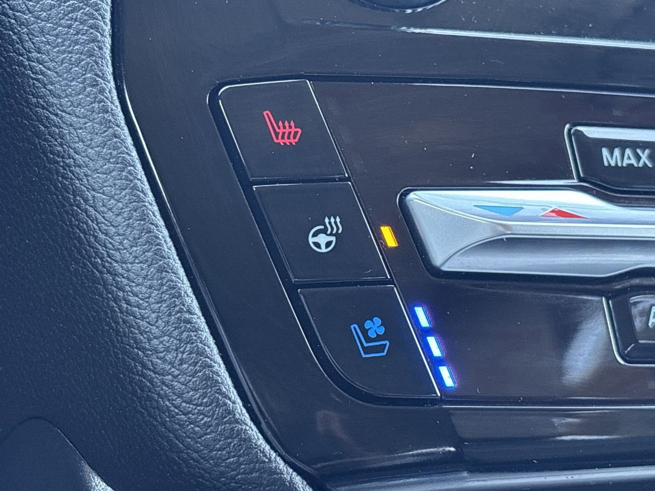 Certified 2023 Ford Explorer Limited image 32