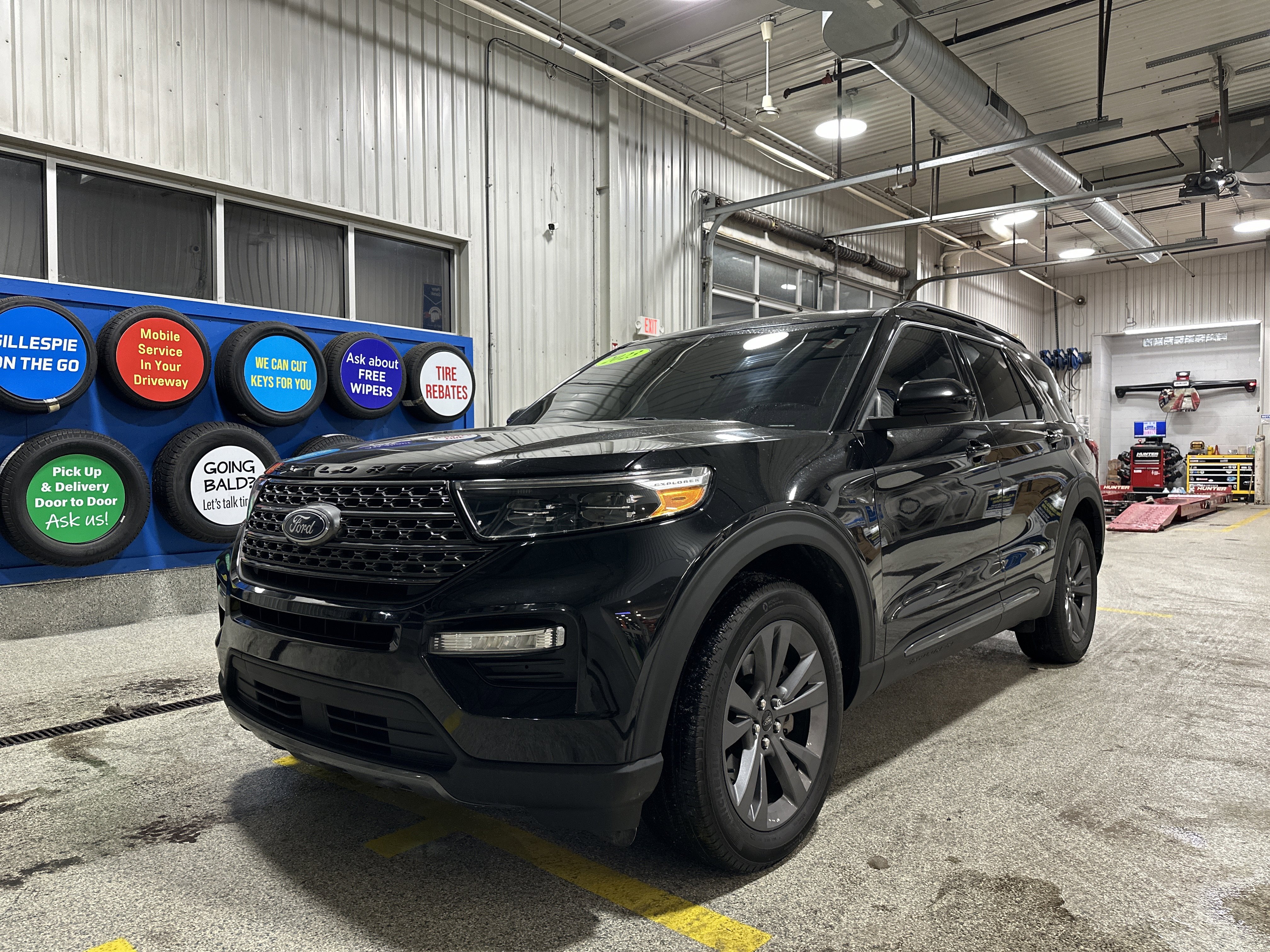 Certified 2023 Ford Explorer XLT w/ Equipment Group 202A image 8