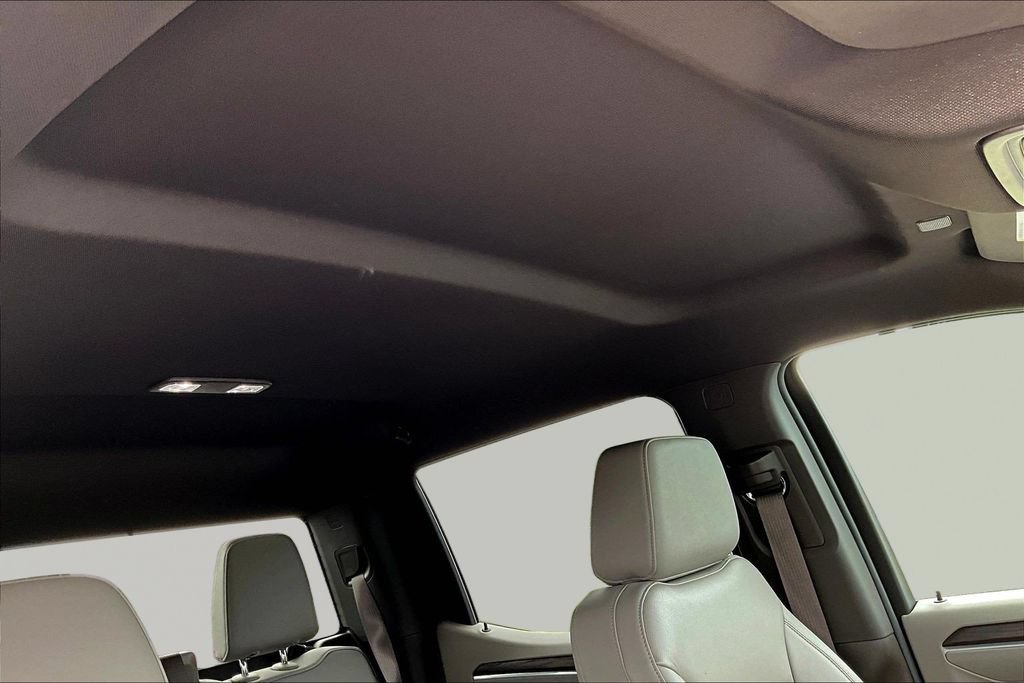 Used 2026 GMC Sierra 1500 SLT AWD/4WD image 30