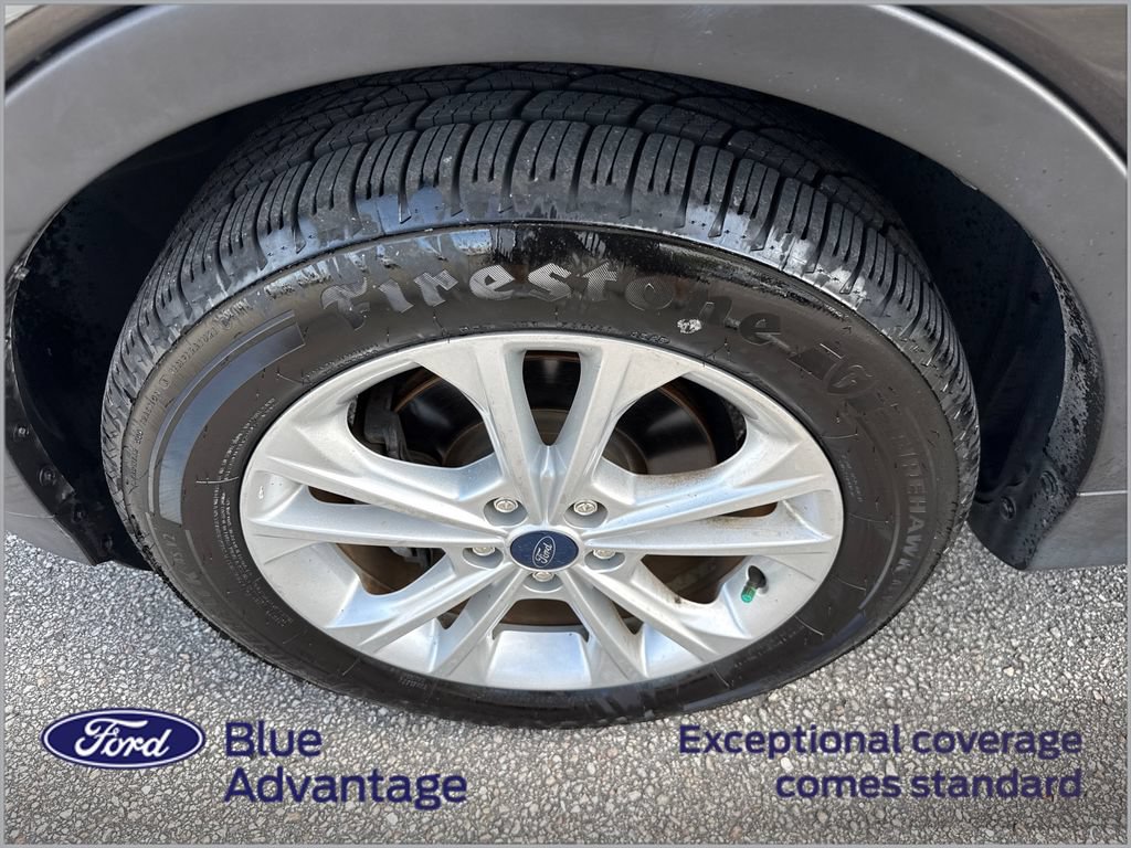 Certified 2019 Ford Escape SEL FWD image 12