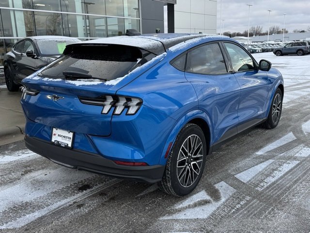 Certified 2025 Ford Mustang Mach-E Premium image 3