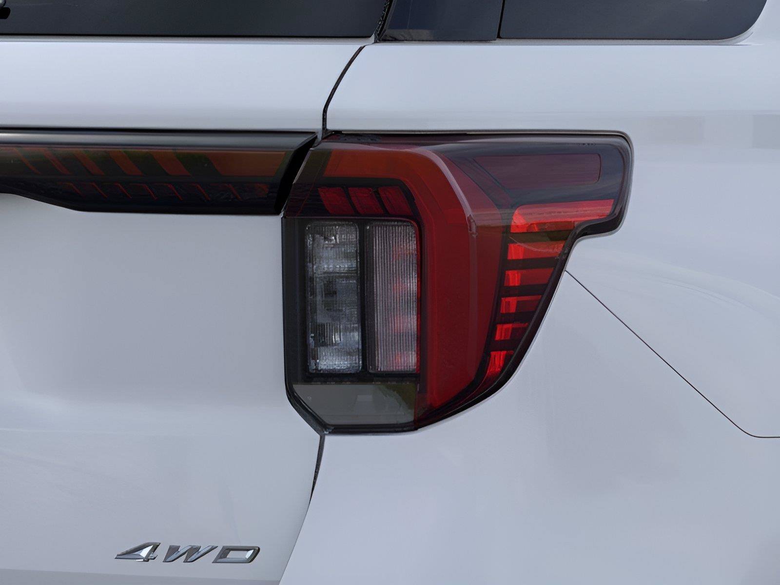 Certified 2026 Ford Explorer Platinum w/ LUX Leather Package AWD/4WD image 22