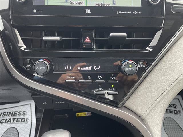 Used 2022 Toyota Camry XLE w/ Navigation Upgrade Package FWD image 26