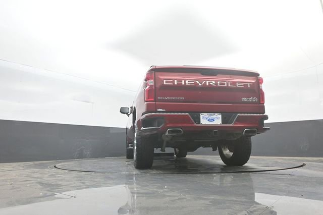 Used 2019 Chevrolet Silverado 1500 High Country w/ Technology Package AWD/4WD image 37