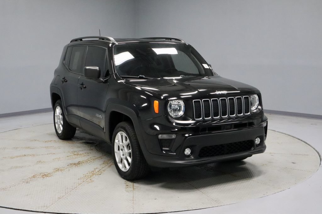 Used 2023 Jeep Renegade Latitude w/ Premium Group