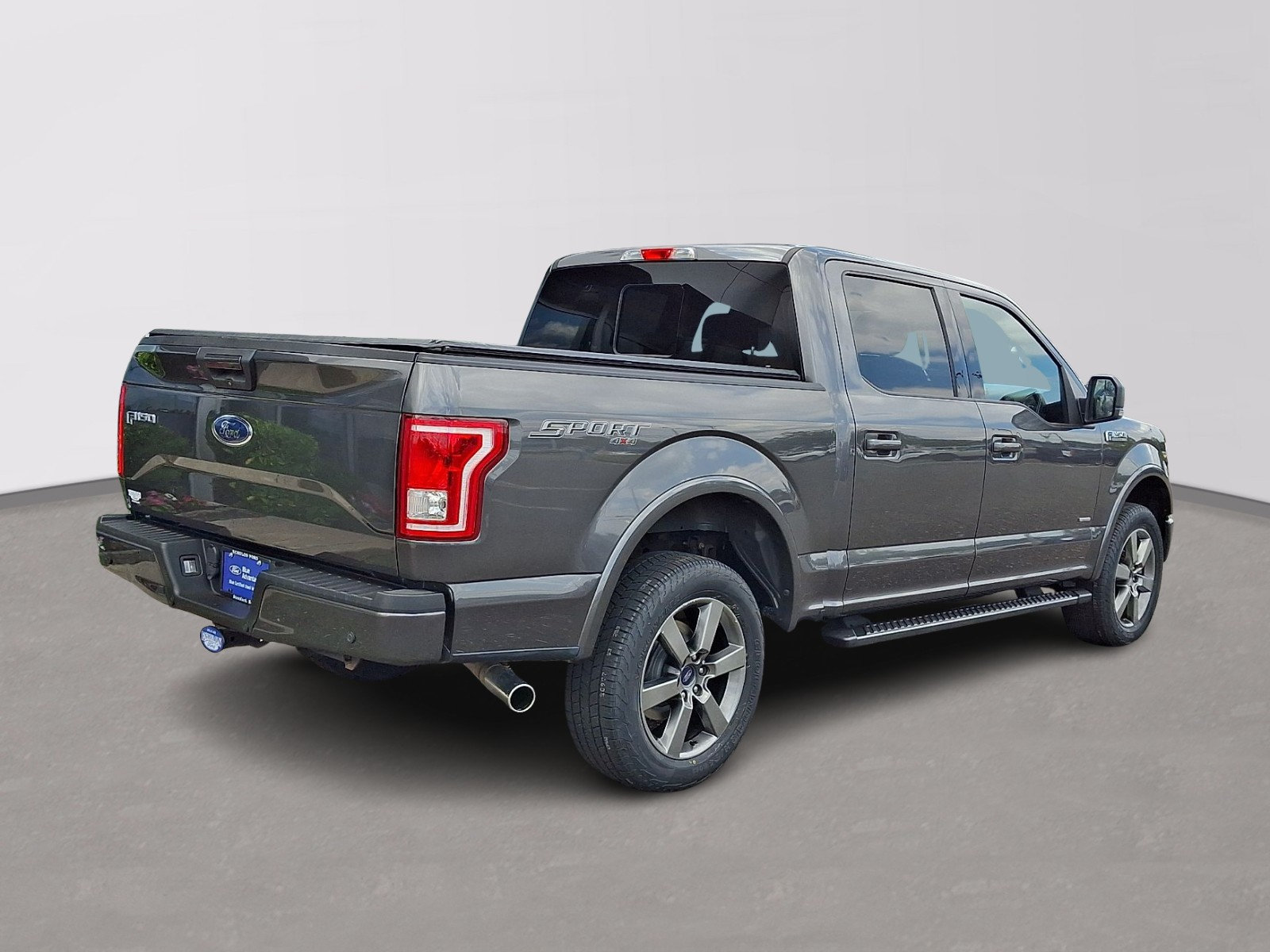 Certified 2017 Ford F150 XLT w/ Equipment Group 302A Luxury AWD/4WD image 6