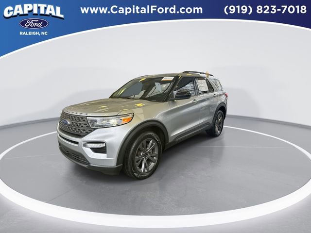 Certified 2022 Ford Explorer XLT w/ Equipment Group 202A image 2