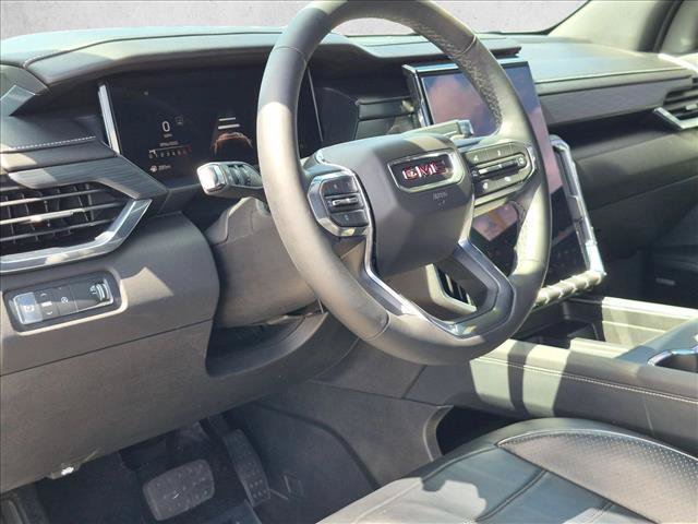 Used 2024 GMC Acadia Elevation w/ Luxury Package FWD image 9