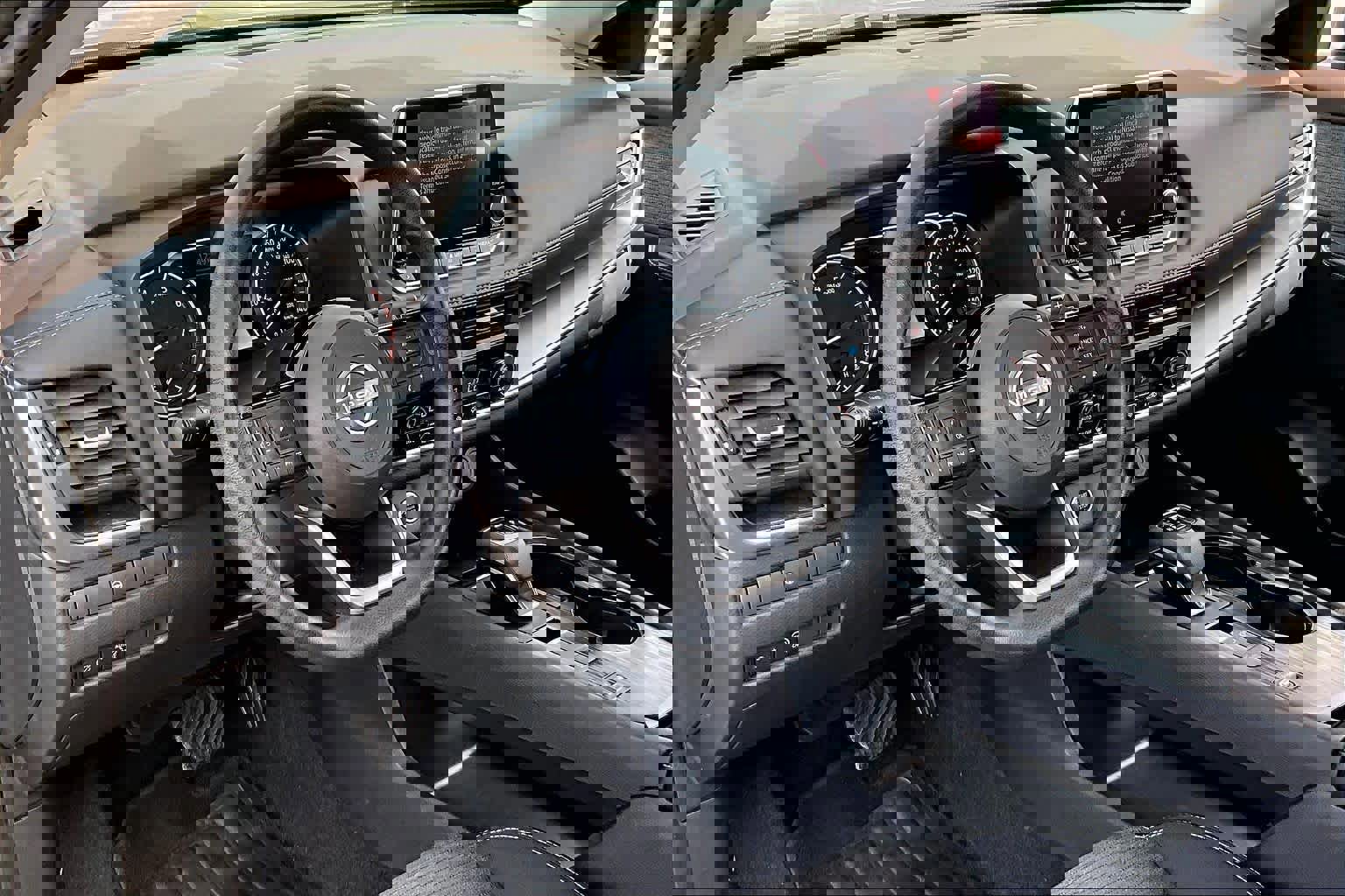 Used 2023 Nissan Rogue SV image 17