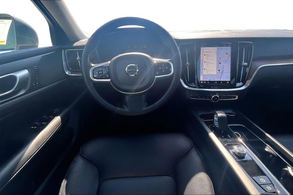 Used 2024 Volvo V60 B5 Cross Country Plus AWD/4WD image 4