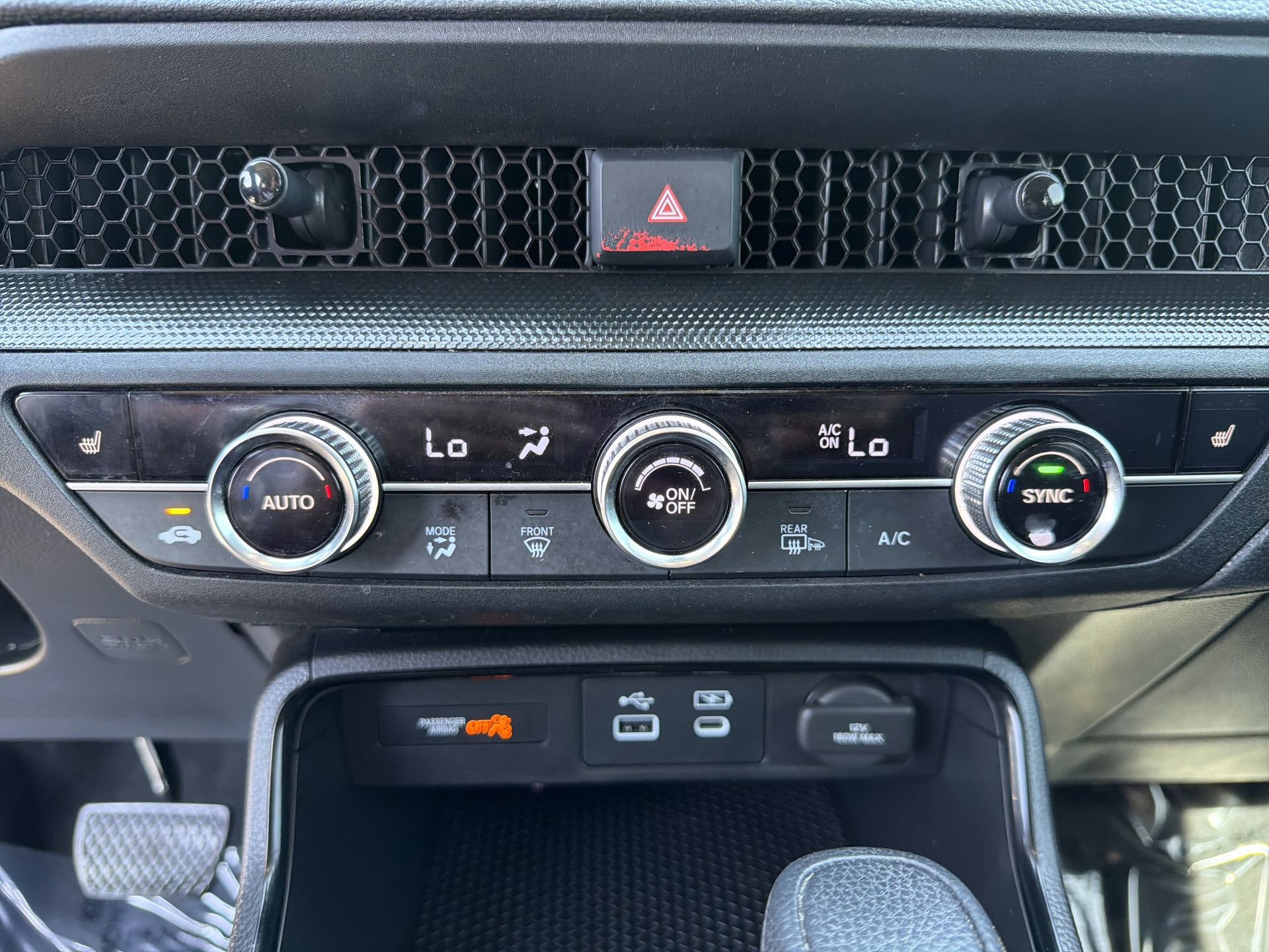 Used 2025 Honda CR-V EX image 8