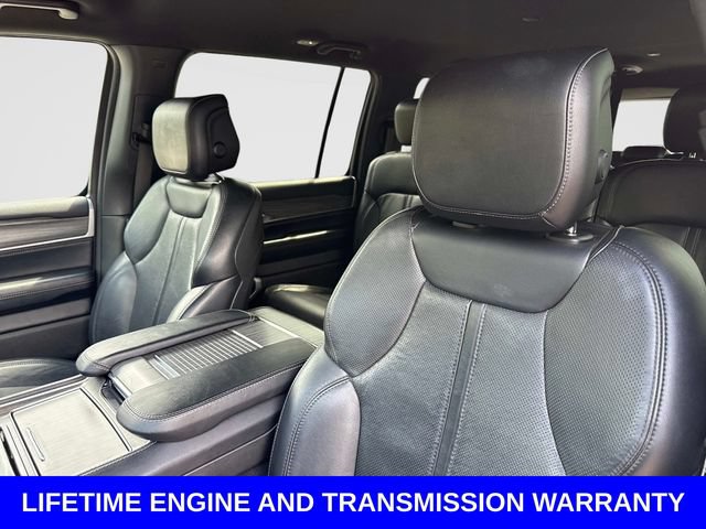 Used 2024 Jeep Wagoneer L Series II w/ Flexible Seating Group RWD image 23
