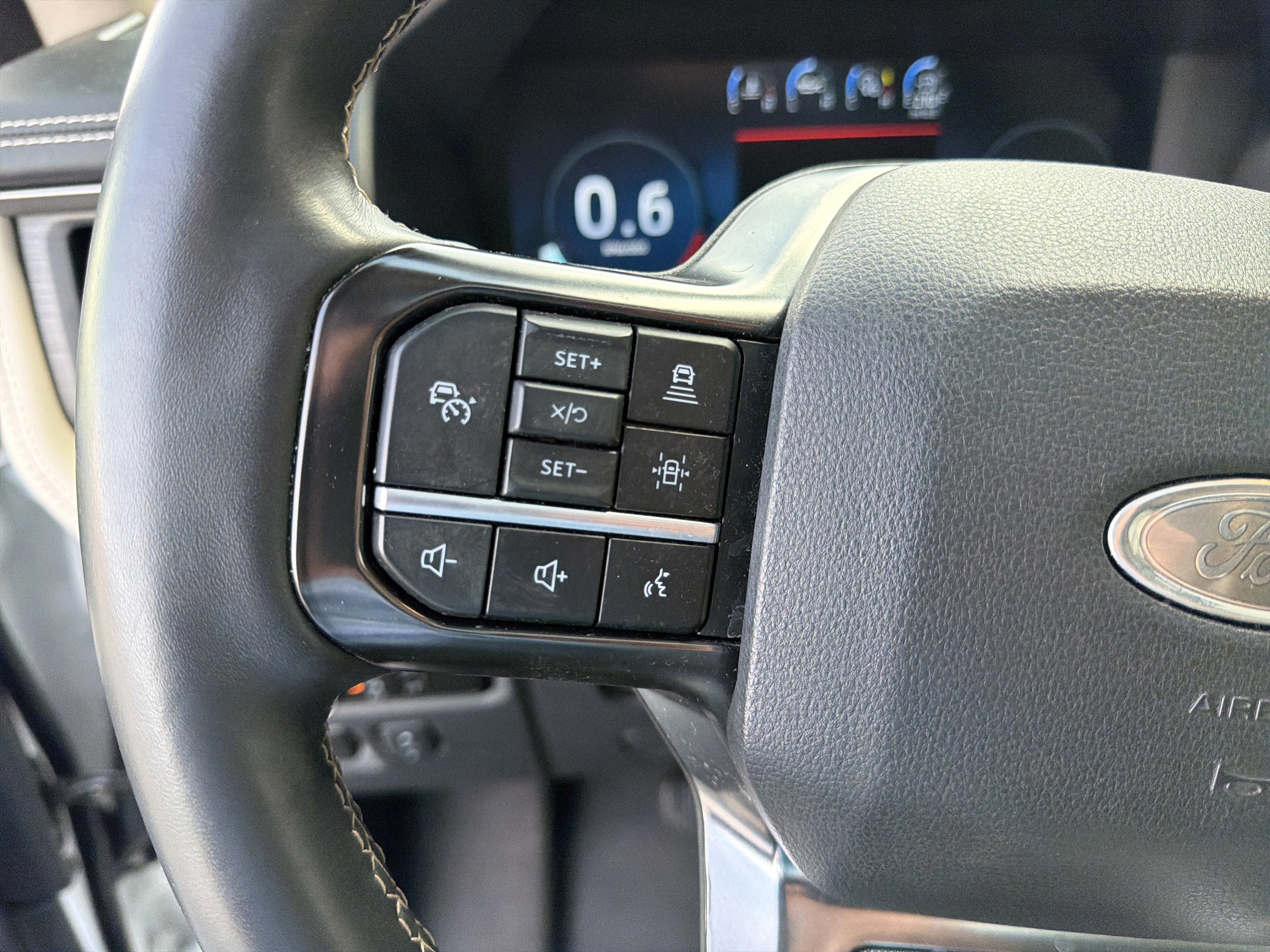 Certified 2024 Ford Expedition Max Platinum image 41