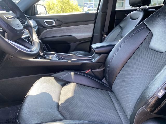 Used 2024 Jeep Compass Latitude AWD/4WD image 15