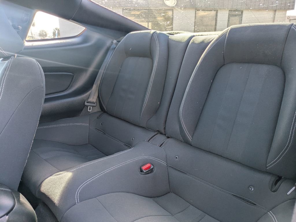 Certified 2022 Ford Mustang Coupe RWD image 14