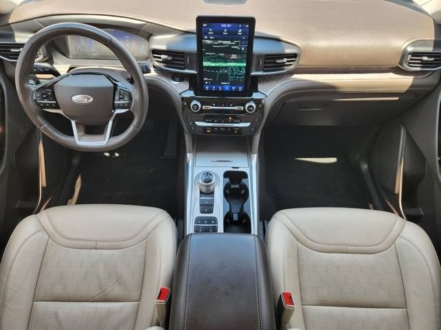Certified 2022 Ford Explorer Platinum w/ Equipment Group 601A RWD image 26