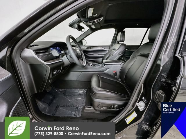 Used 2024 Jeep Grand Cherokee Limited w/ Black Appearance Package AWD/4WD image 26