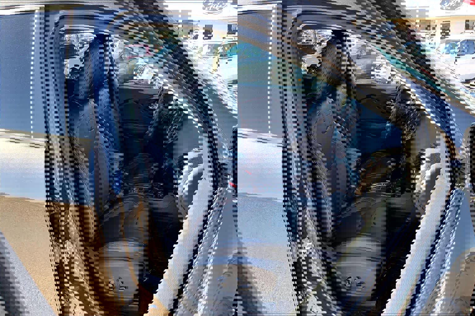 Used 2022 Jeep Cherokee Latitude Lux w/ Mopar Interior Package image 8