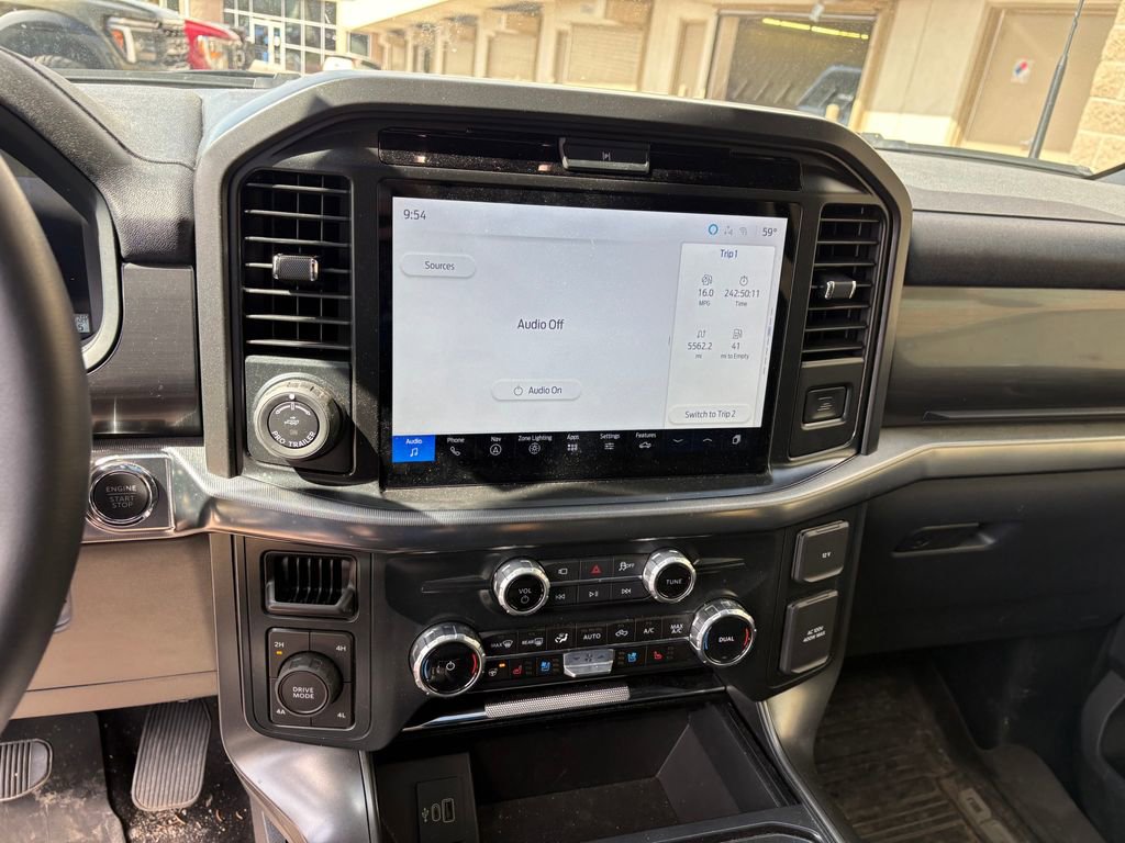 Certified 2025 Ford F150 Lariat AWD/4WD image 24