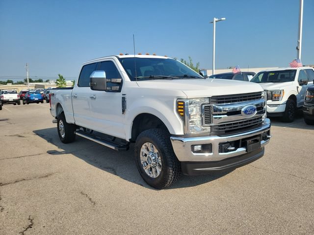 Certified 2019 Ford F250 XLT w/ XLT Premium Package AWD/4WD image 7