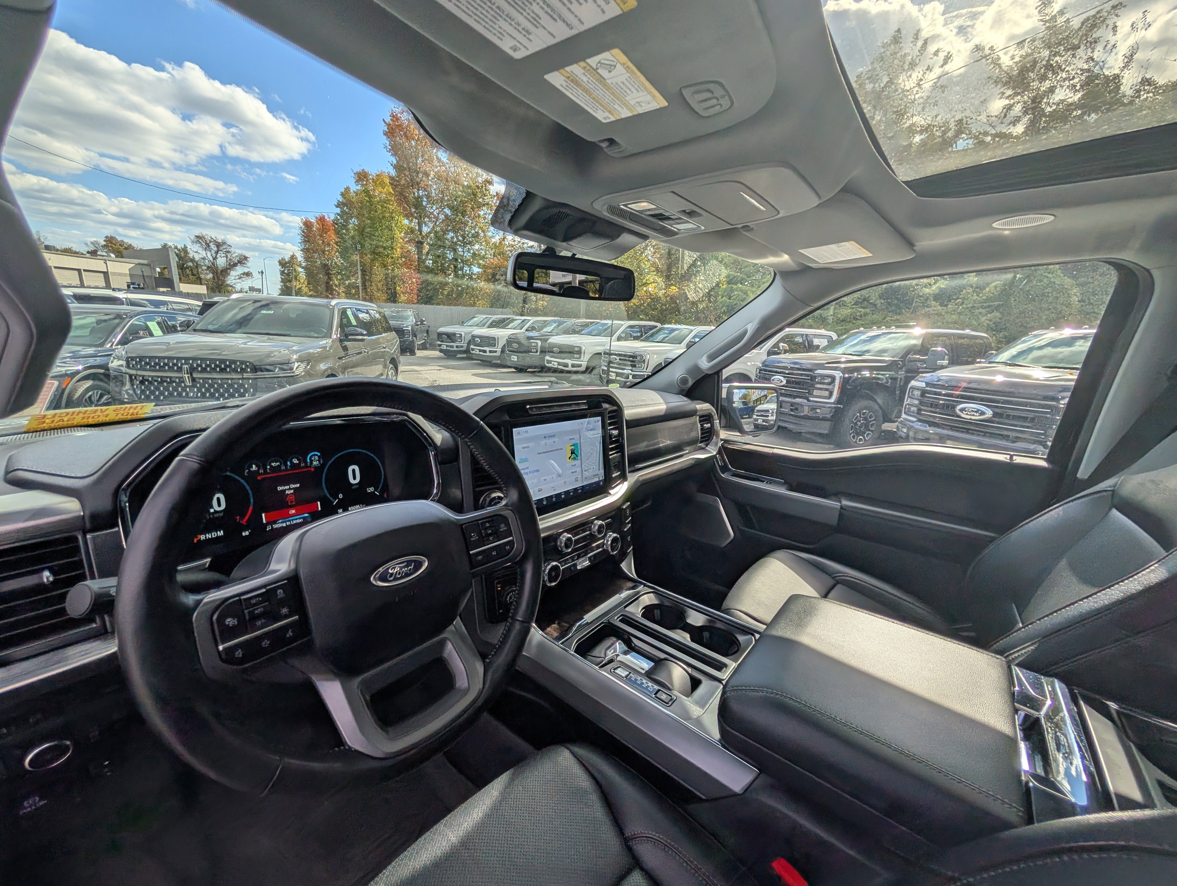 Certified 2022 Ford F150 Lariat w/ Equipment Group 502A High image 16