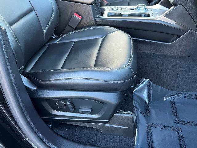 Certified 2022 Ford Explorer XLT w/ Equipment Group 202A image 30