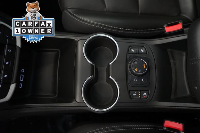 Used 2022 GMC Terrain SLT image 25